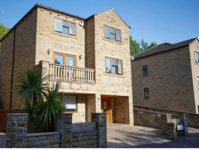 House of Kaima - 6 bed detached